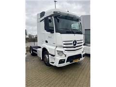 Mercedes Actros Ciągnik siodłowy Mercedes-Benz Actros 1840 stream space cabine met spoilers fenders en zonnekle