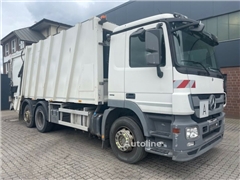 Śmieciarka Mercedes-Benz 2532 Actros 6x2 Faun Vari