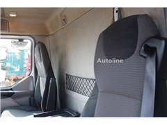 DAF LF 210 + euro 6 + lift