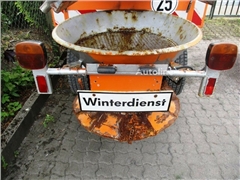 Wielofunkcyjna maszyna komunalna Hako Trac 4000 Wi