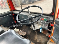 Wielofunkcyjna maszyna komunalna Hako Trac 4000 Wi