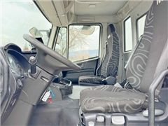 IVECO TRAKKER 360  SKRZYNIA 6,80 m + PK 16002 B +