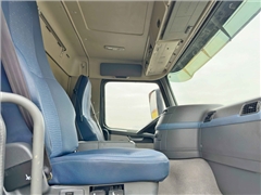 Volvo FM 440  PLATFORMA 7,30 m  HIAB 377 E - 7 H