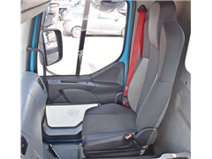 Renault C 320  SKRZYNIA 6,80 m  PK 12002 EH A +