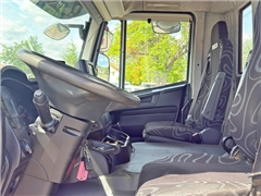 Iveco TRAKKER 410  WYWROTKA 5,20 m  ATLAS 165.2E