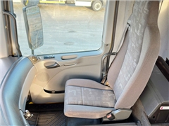 Mercedes Actros 1832  WYWROTKA 4,60 m + BORDMATIC