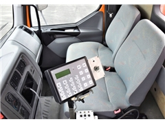 Renault MIDLUM 220  WYWROTKA 3,80m  4x4