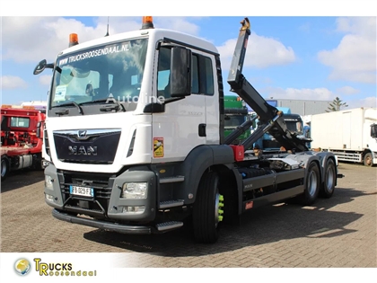 MAN TGS 26.460 + 6X2 + EURO 6 + 8 PIECES IN STOCK