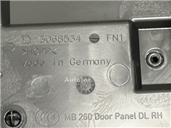 Drzwi Mercedes-Benz A9617270871 do ciągnika siodło