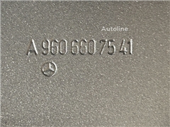 MOUNTING STEERING STEP SUPPORT Mercedes-Benz AROCS