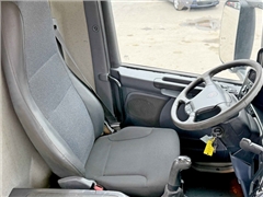 SCANIA P 270  LAWETA 9,15 m  STAN BDB