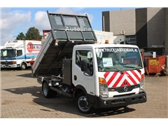 Nissan 45.13 + EURO 4 + C patent + tipper + MANUAL