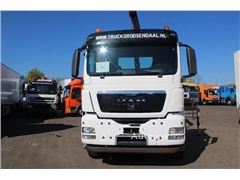 MAN TGS 26.440 + HMF 22T/M + remote + 6x2 steering + E