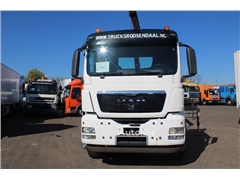 MAN TGS 26.440 + HMF 22T/M + remote + 6x2 steering + E