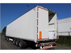 Naczepa furgon Kässbohrer 3x axle + bpw