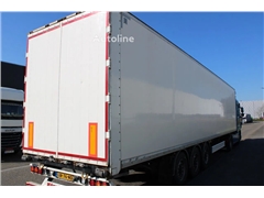 Naczepa furgon Kässbohrer 3x axle + bpw