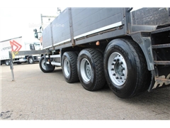 Żuraw samojezdny Scania G 480 + PALFINGER 500002EH