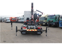 Żuraw samojezdny DAF XF 106.510 + PALFINGER 330002