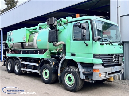 Samochód asenizacyjny Mercedes-Benz Actros 4140 8x