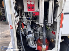 Scania R490 8x2, Retarder, 25000 Liter ADR
