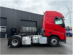 Volvo FH 460 GLOBETROTTER, ALU WHEELS, HYDRAULIC, COMPRESSOR