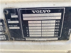 Volvo FM 330 2 temp koelvriesbak , 760 lang, 2 comp, car