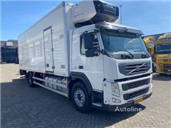 Volvo FM 330 EEV koelvriesbak , 760 lang, 2 comp, carrie