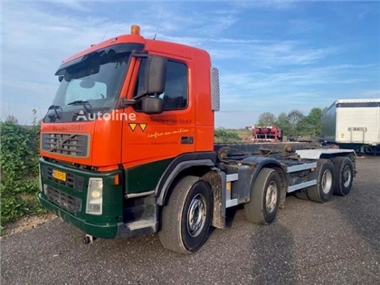 Volvo FM 440 8x4 ,containersysteem, handgeschakeld, luch