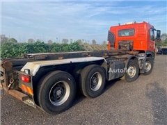 Volvo FM 440 8x4 ,containersysteem, handgeschakeld, luch