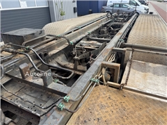 DAF XF-510 8x2 Chassis, Manual
