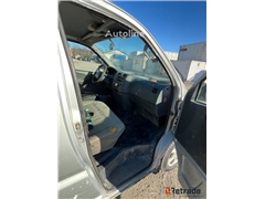 Sprzedam kombi minibus Toyota HIACE poprzez aukcję