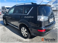 Sprzedam crossover Mitsubishi Outlander poprzez au