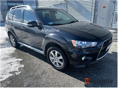 Sprzedam crossover Mitsubishi Outlander poprzez au