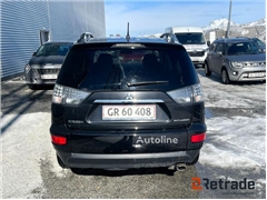 Sprzedam crossover Mitsubishi Outlander poprzez au