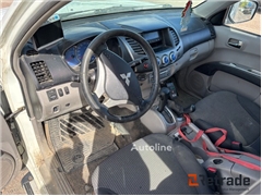 Sprzedam pick-up Mitsubishi L200 poprzez aukcję