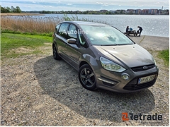 Sprzedam minivan Ford S-MAX poprzez aukcję