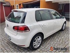 Sprzedam hatchback Volkswagen Golf poprzez aukcję