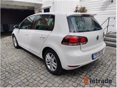 Sprzedam hatchback Volkswagen Golf poprzez aukcję