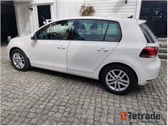 Sprzedam hatchback Volkswagen Golf poprzez aukcję