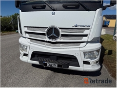 Mercedes Actros Sprzedam ciężarówkę furgon Mercedes-Benz Actros poprzez aukcję