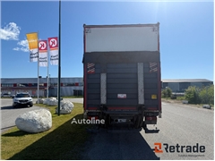 Mercedes Actros Sprzedam ciężarówkę furgon Mercedes-Benz Actros poprzez aukcję