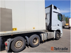 Mercedes Actros Sprzedam ciągnik siodłowy Mercedes-Benz ACTROS 963-4-C poprzez aukcję