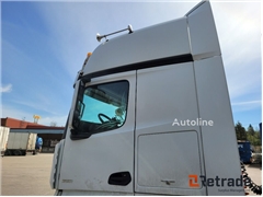 Mercedes Actros Sprzedam ciągnik siodłowy Mercedes-Benz ACTROS 963-4-C poprzez aukcję
