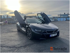 Sprzedam coupé BMW i8 poprzez aukcję