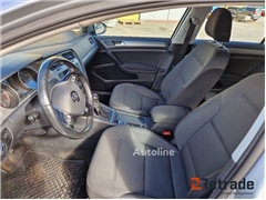 Sprzedam hatchback Volkswagen Golf TDI Bluemotion