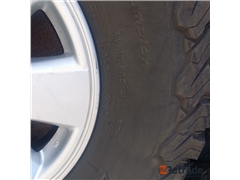 Sprzedam pick-up Toyota Hi-Lux 2,5 D , 4WD, D-Cab