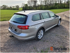 Sprzedam kombi Volkswagen PASSAT poprzez aukcję