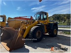 Sprzedam ładowarka kołowa Komatsu WA380-3 poprzez
