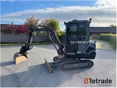 Sprzedam minikoparka Takeuchi TB225 poprzez aukcję