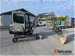 Sprzedam minikoparka Takeuchi TB225 poprzez aukcję